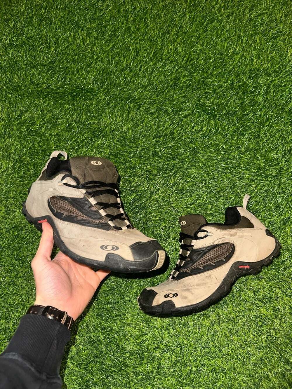 Salomon Hiking Shoes Green Black Size 9